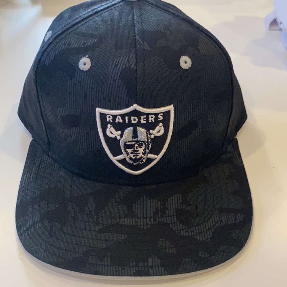 Las Vegas Raiders Youth adjustable hat
